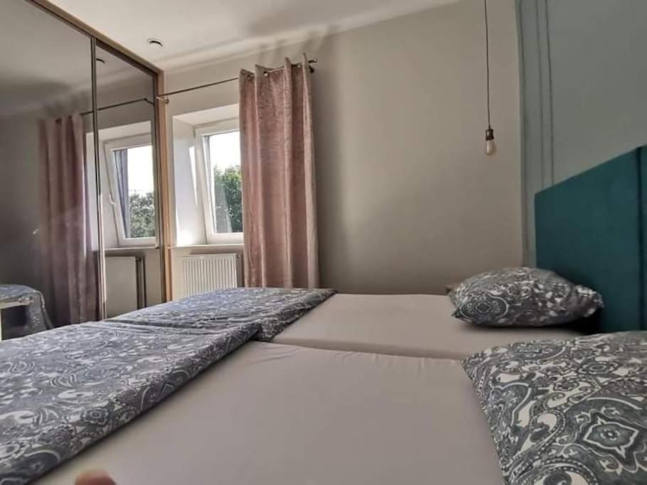 Apartamenty Motyl Bytom Buitenkant foto